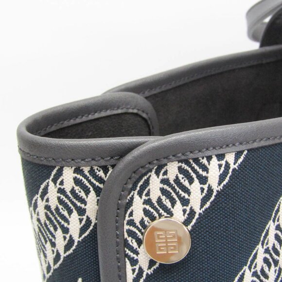 GIVENCHY White Leather Tote Bag - Picture 6 of 12